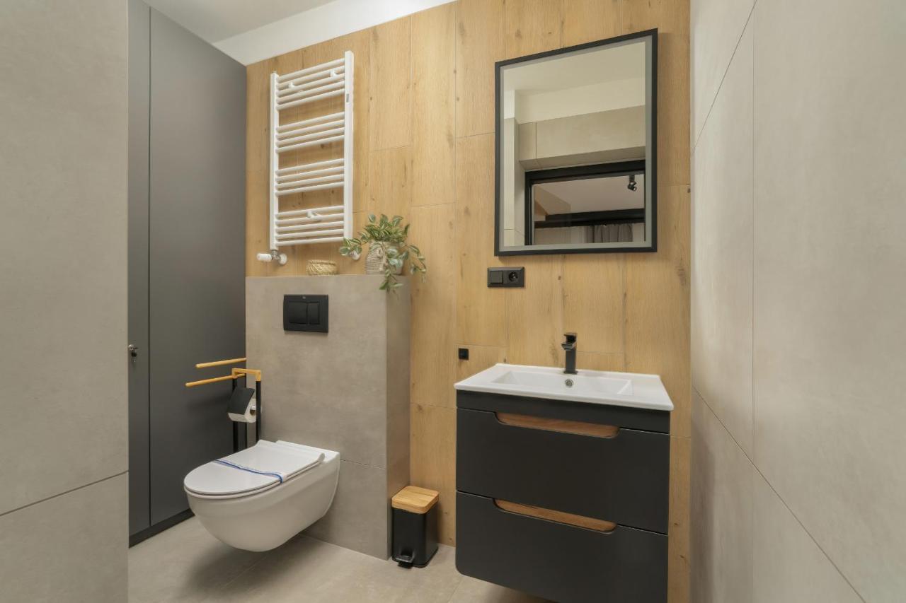 Komeda Apartment Hidden In Poznan Old Town By Noclegi Renters Dış mekan fotoğraf