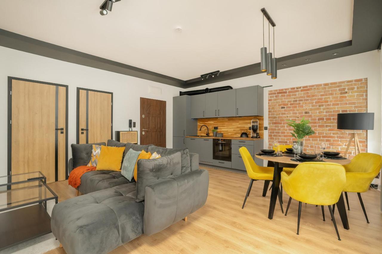 Komeda Apartment Hidden In Poznan Old Town By Noclegi Renters Dış mekan fotoğraf