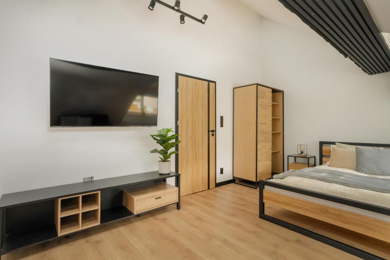 Komeda Apartment Hidden In Poznan Old Town By Noclegi Renters Dış mekan fotoğraf